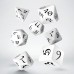 Classic RPG White & black Dice Set (7) (QSCLE02)